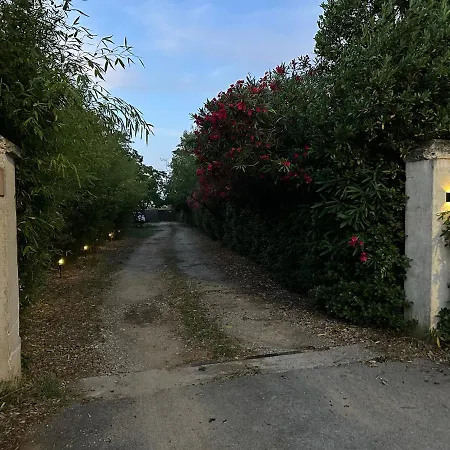 Le Mas Du Bosc Apartment