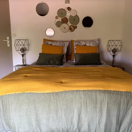 Le Mas Du Bosc Apartman *